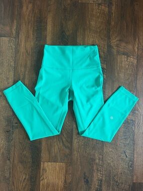 Lululemon wonder train green leggings